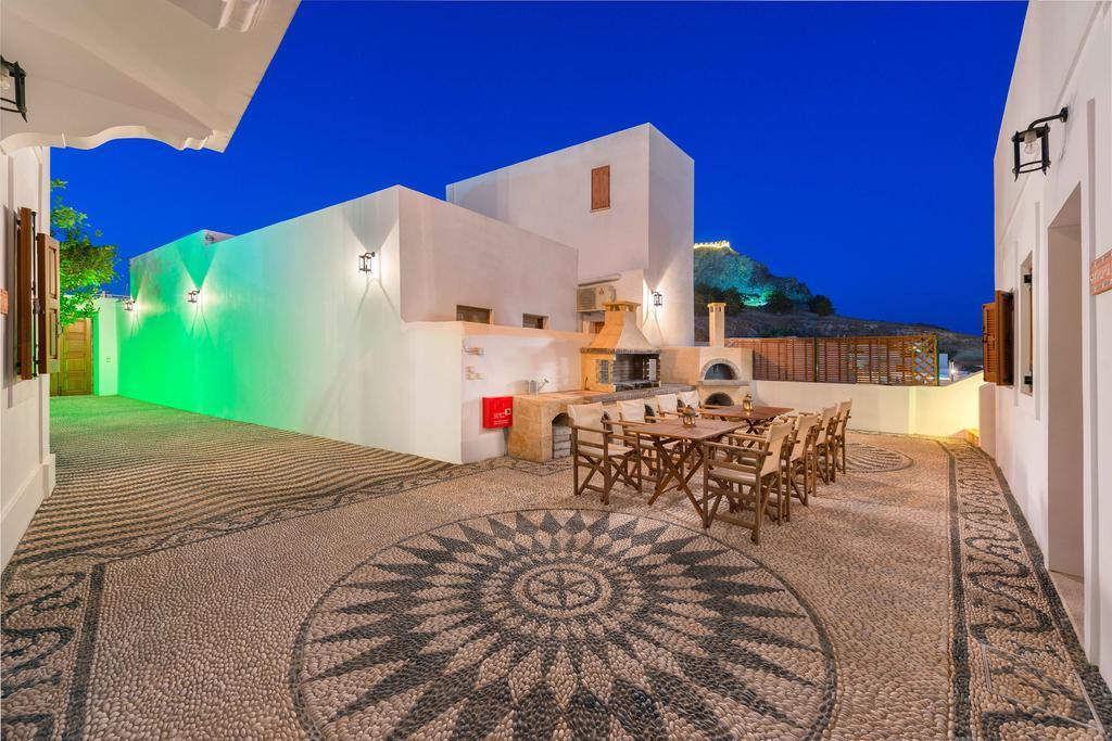 Villa Eftihia In Lindos Exterior photo