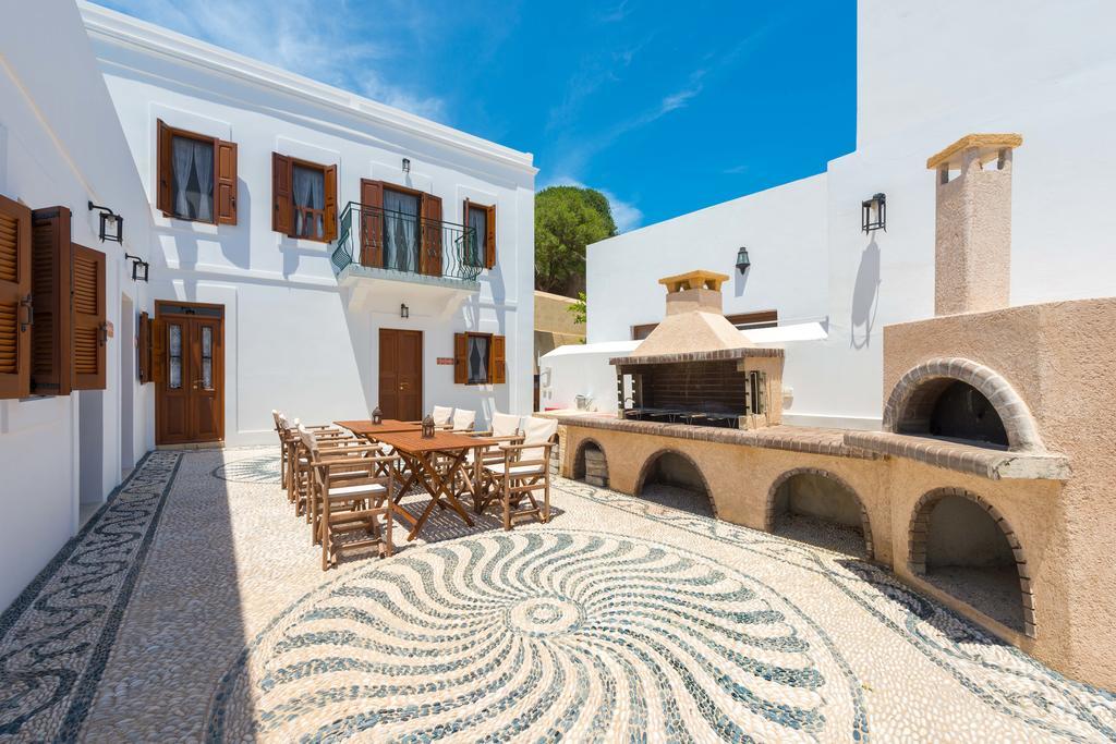 Villa Eftihia In Lindos Exterior photo